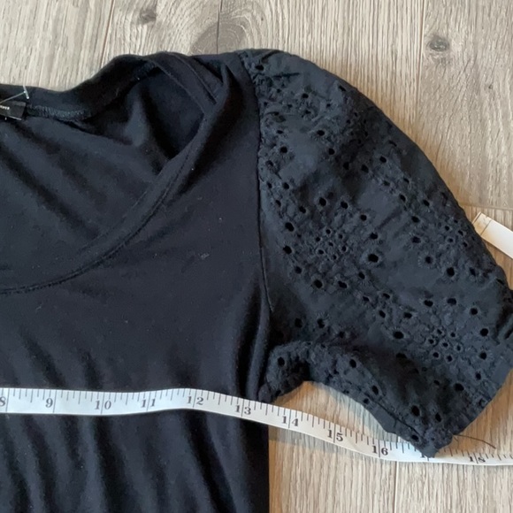 INC Black  Scoop-neck T-shirt with eyelet sleeves. - Picture 4 of 7